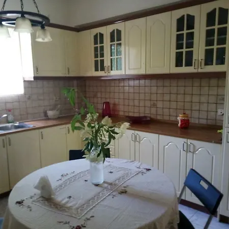 Διαμέρισμα George's House *